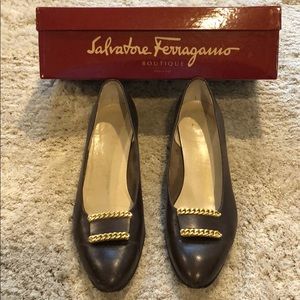 Salvatore ferragamo shoes size 10AA